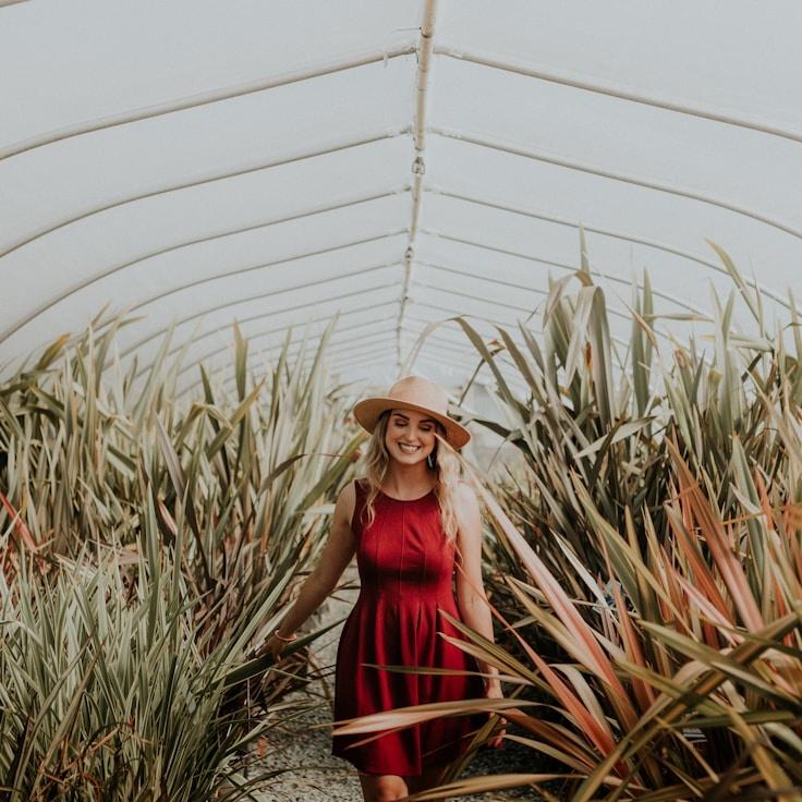 Jordan Kim, Client Relations Director, discussing corporate gifting strategy with business clients